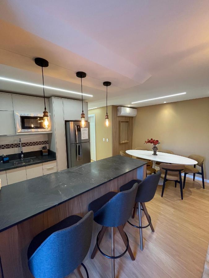Apartamento Espetacular, 2 Suites, A 30M Da Rua Coberta Грамаду Екстериор снимка