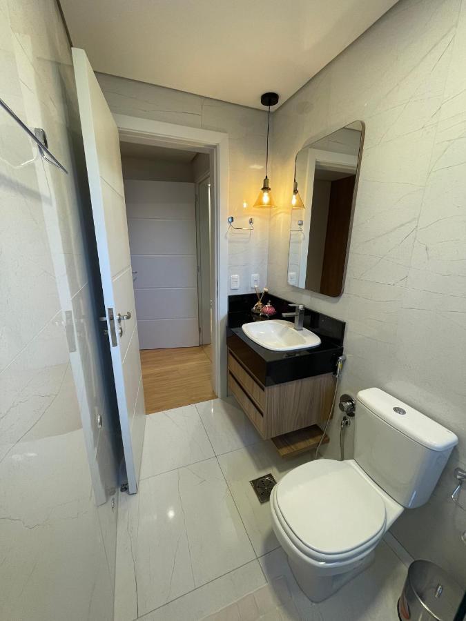 Apartamento Espetacular, 2 Suites, A 30M Da Rua Coberta Грамаду Екстериор снимка